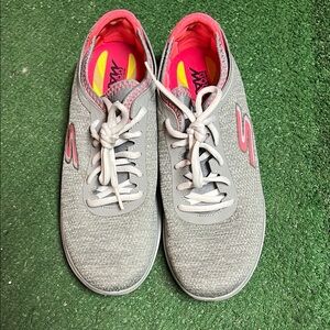 Skechers Gray and Pink Sneakers with Knit Fabric